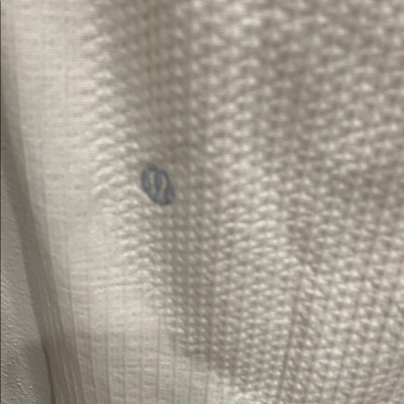 Lululemon Engineered Warmth Jogger. Size: 8 - Picture 11 of 17